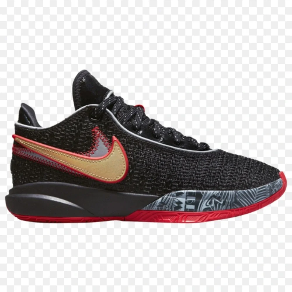 Nike Black and Gold Athletic Shoes with Sleek Design